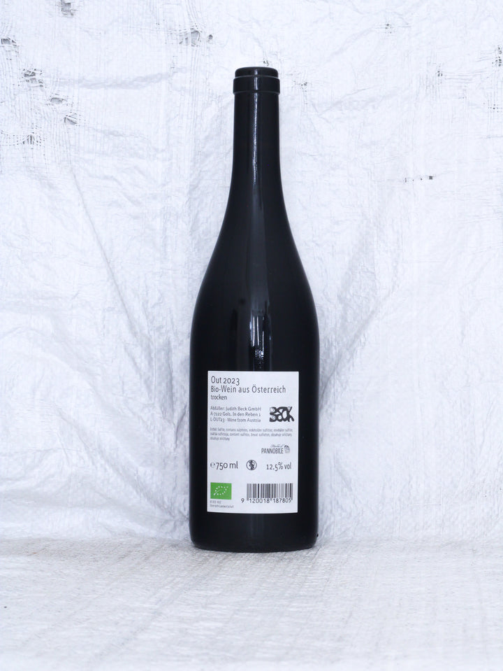 Judith Beck
Out 2023 Bio Rotwein Burgenland
