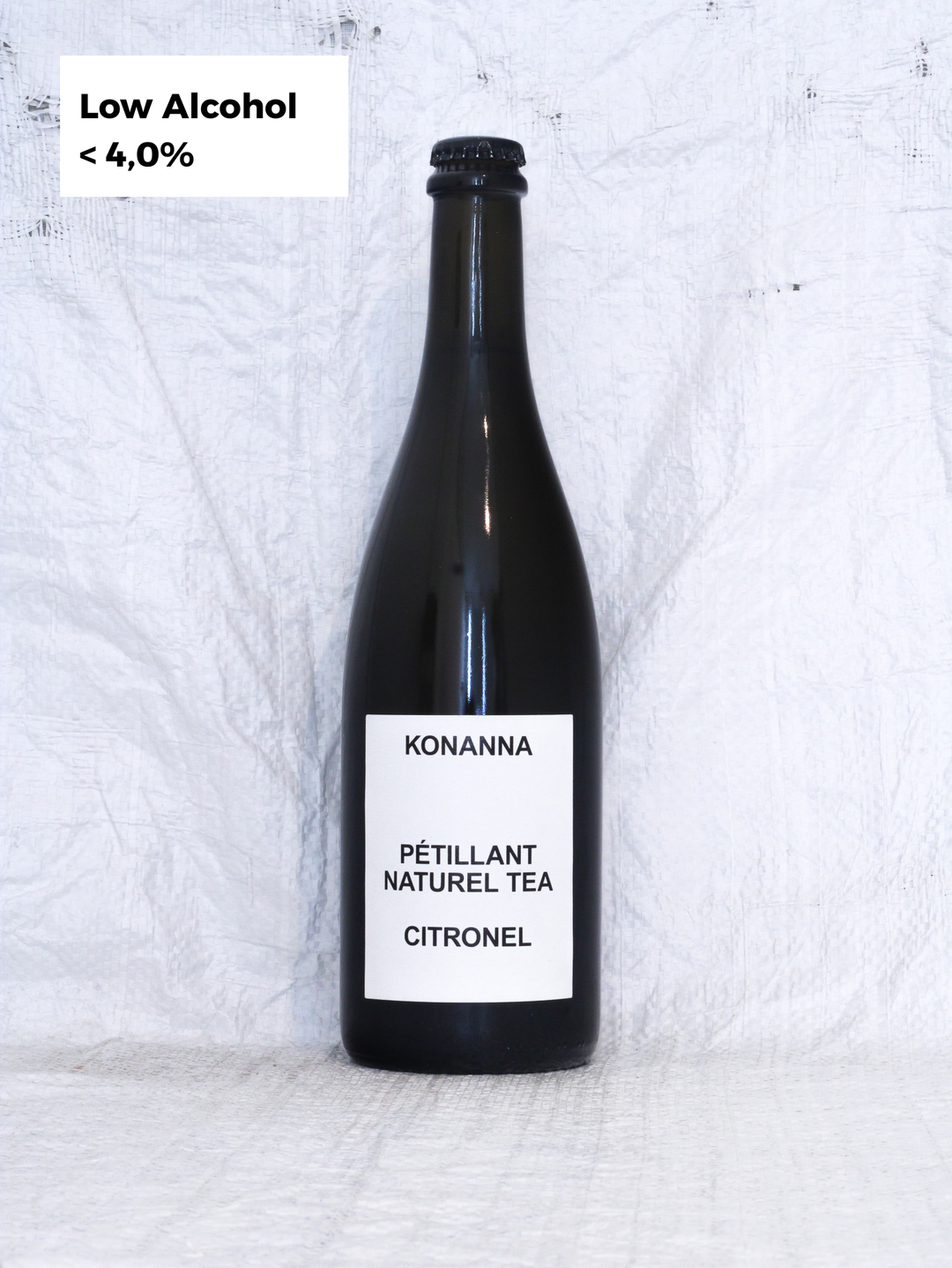 Bio-Zitronengras-Pét-Nat-Tee aus Österreich von Konanna, low alcohol