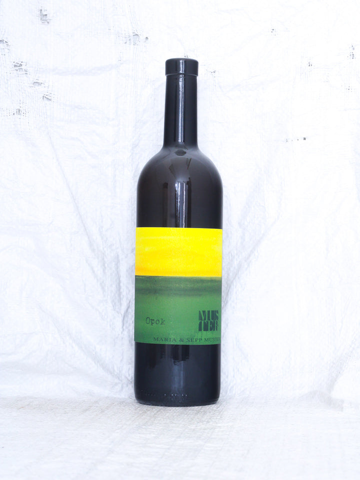 Weingut Maria und Sepp Muster
Opok 2023 Bio Weißwein aus Österreich. Biodynamischer Wein, Demeter.
