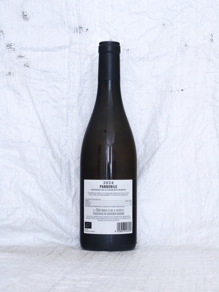 Pannobile Weiss 2024 0,75L Bio Wein von Martin Andreas & Lydia Nittnaus