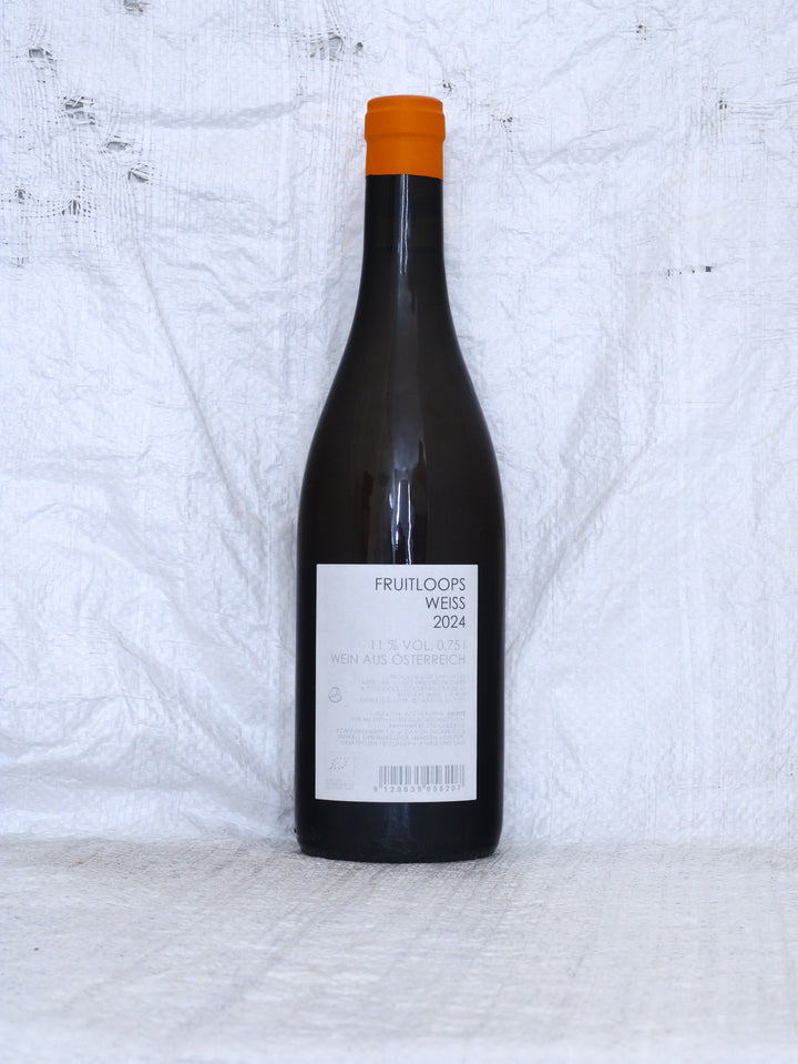 Claus Preisinger
Fruitloops Weiss 2024 Bio Orange Wein aus dem Burgenland in Österreich