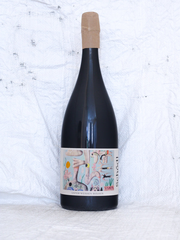 Schödl Family
UNTER WEISSEN WOLKEN Blanc de Blancs Brut Nature Non Vintage 1,5L Magnum Schaumwein