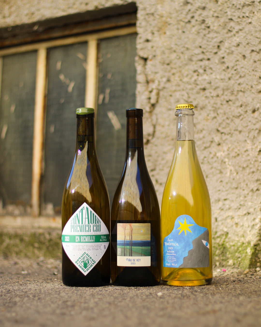 Weinset mit Vau de Vey 2023 von de Moor, Adieu 2023 von Madonia und  1er Cru En Remilly 2021 von Derain