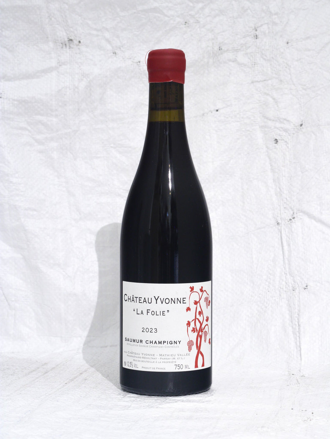 Saumur Champigny Rouge La Folie 2023 von Château Yvonne, Frontansicht der Cabernet-Franc-Flasche aus der Loire bei Weinskandal