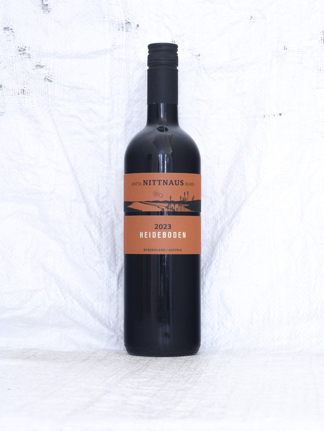 Heideboden Rot 2023 Bio Rotwein von Hans & Anita Nittnaus aus dem Burgenland Flasche Vorderansicht