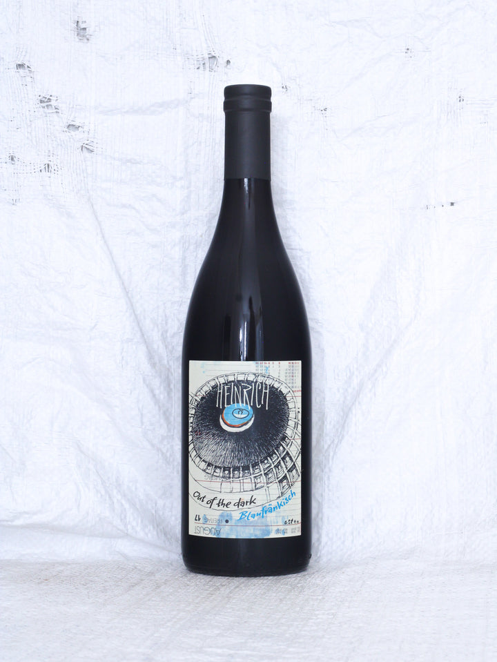 Weingut Heinrich
Out of the Dark 2023 0,75L Bio Rotwein aus Österreich. Biodynamischer Wein, Demeter
