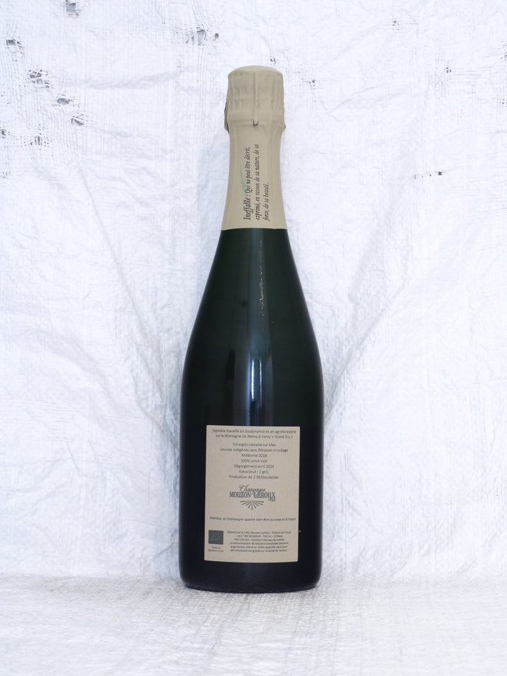 Rückansicht der L'Ineffable 2018 Bio Champagnerflasche von Mouzon-Leroux mit Rückenetikett, Grand Cru Verzy Pinot Noir