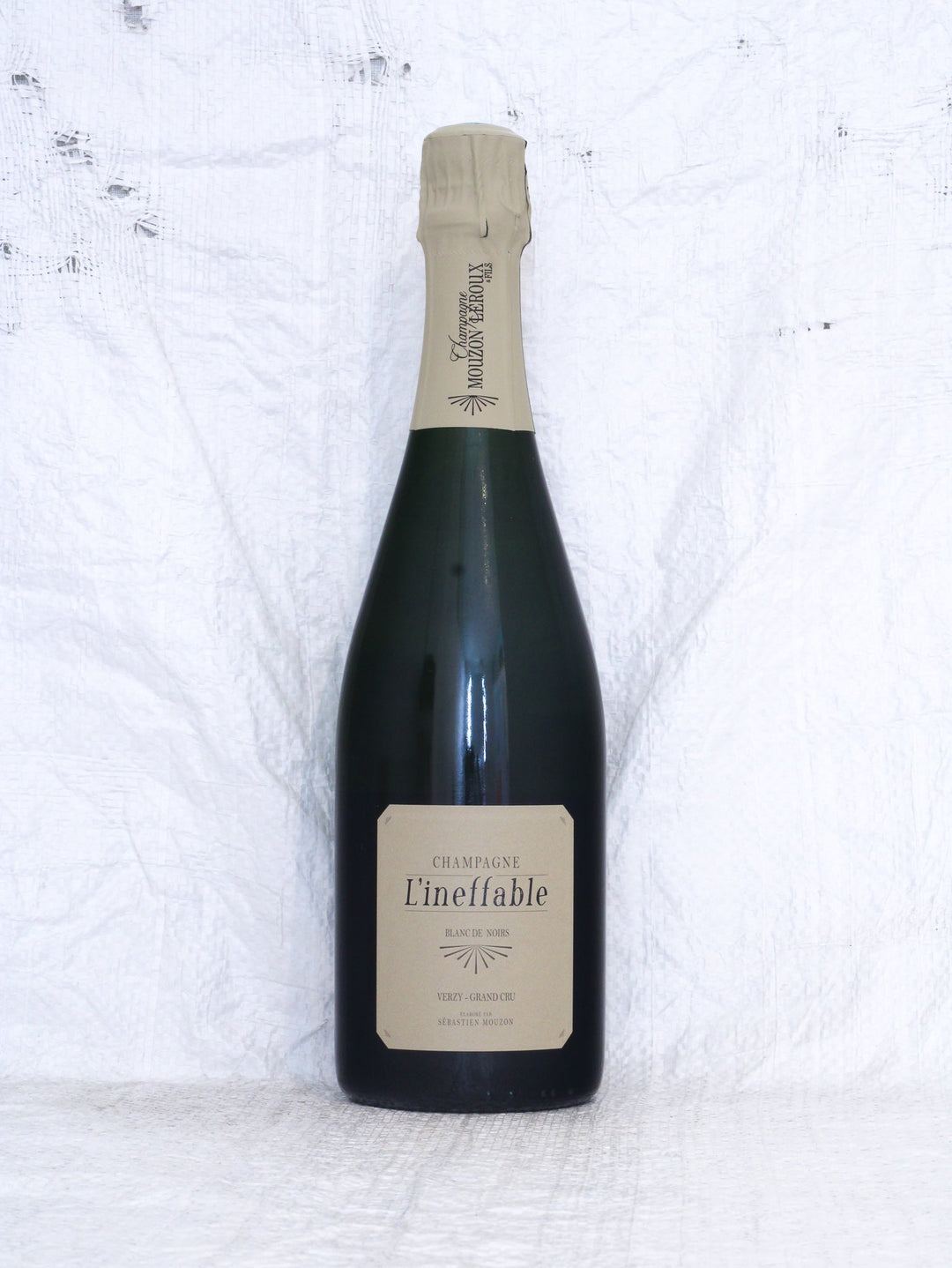 L'Ineffable 2018 Bio Champagner von Mouzon-Leroux – Vorderansicht der Grand Cru Verzy Flasche mit Etikett.