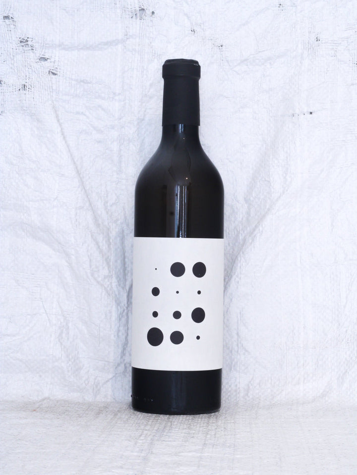 Vorderansicht der Flasche Piquentum Malvazija 2023 von Dimitri Brečević. Ein trockener, mineralischer Weißwein aus der Rebsorte Malvazija Istarska, produziert in Istrien, Kroatien, mit Fokus auf Terroir und Natürlichkeit.